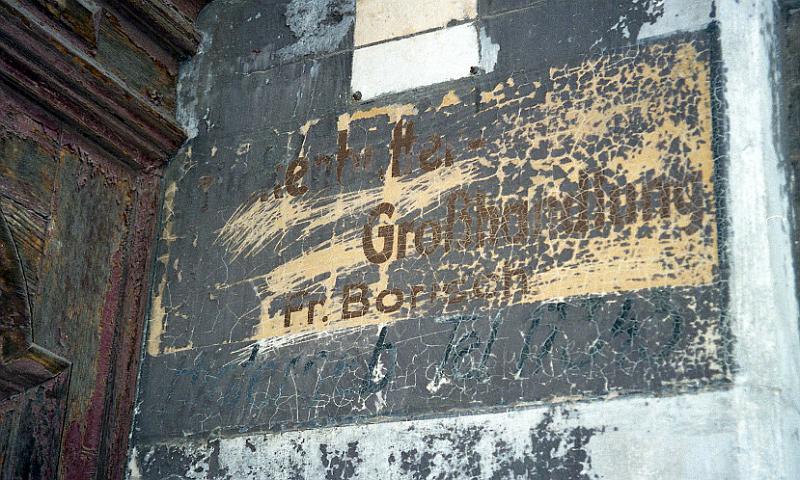 Dresden-Friedrichstadt, Menageriestr. 4, 30.5.2002 (2).jpg - Stückenbutter-Großhandlung Fr. Borrsen